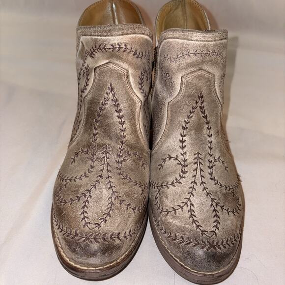 Sterling River Embroidered Toe Cowgirl Ankle Boots Taupe Women’s Size 7.5 M EUC - Picture 1 of 10